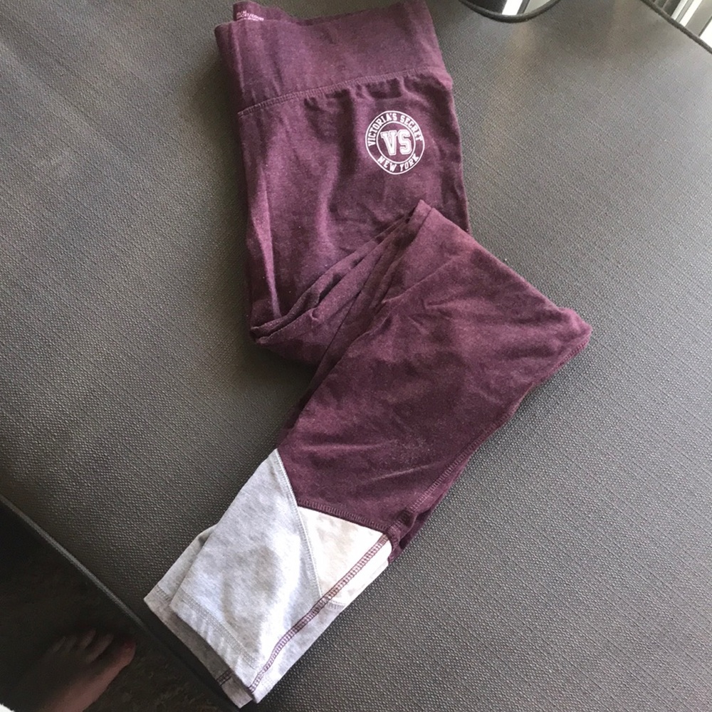 Victoria’s Secret Workout leggings